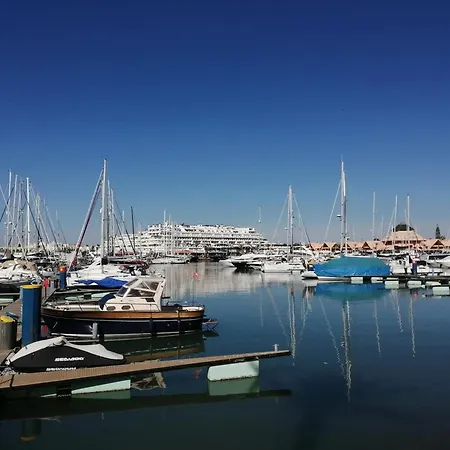 Charming In With Shared Pool - 70 M² Appartamento