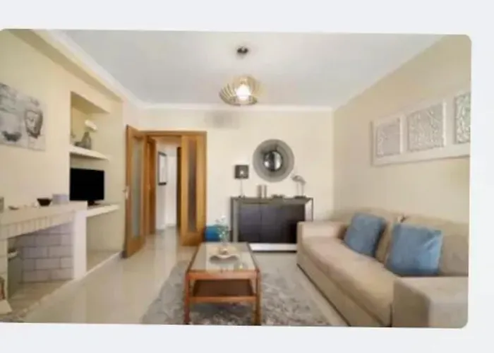 Apartament Charming In With Shared Pool - 70 M²