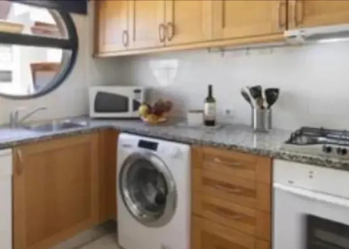 Charming In With Shared Pool - 70 M² Apartmán